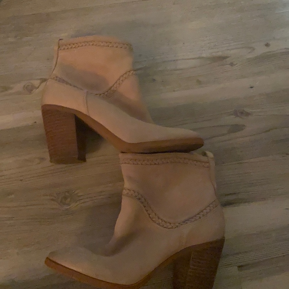 Tan boots
